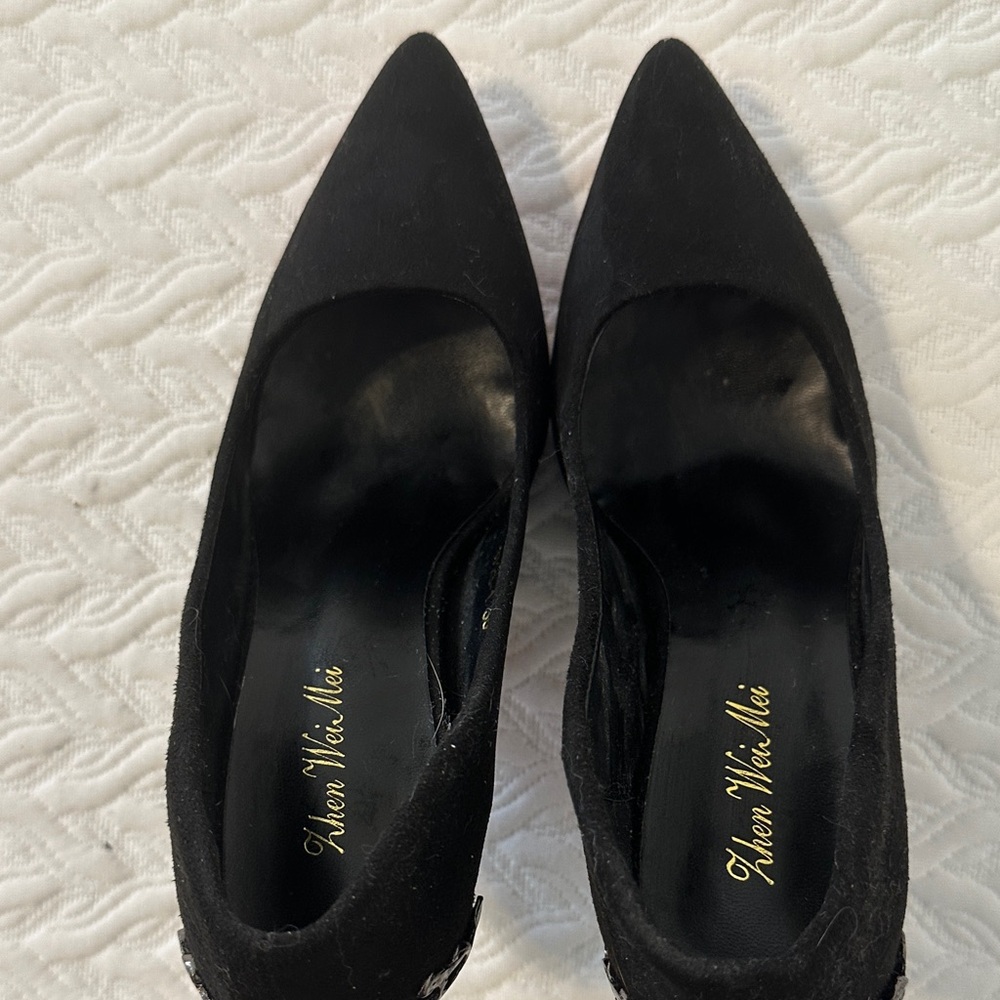 Elegant Black Heels